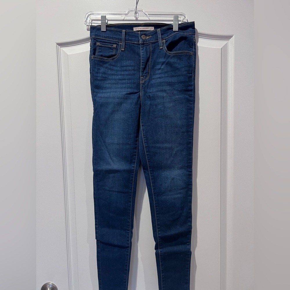 Woman’s Levi’s 720 Jeans